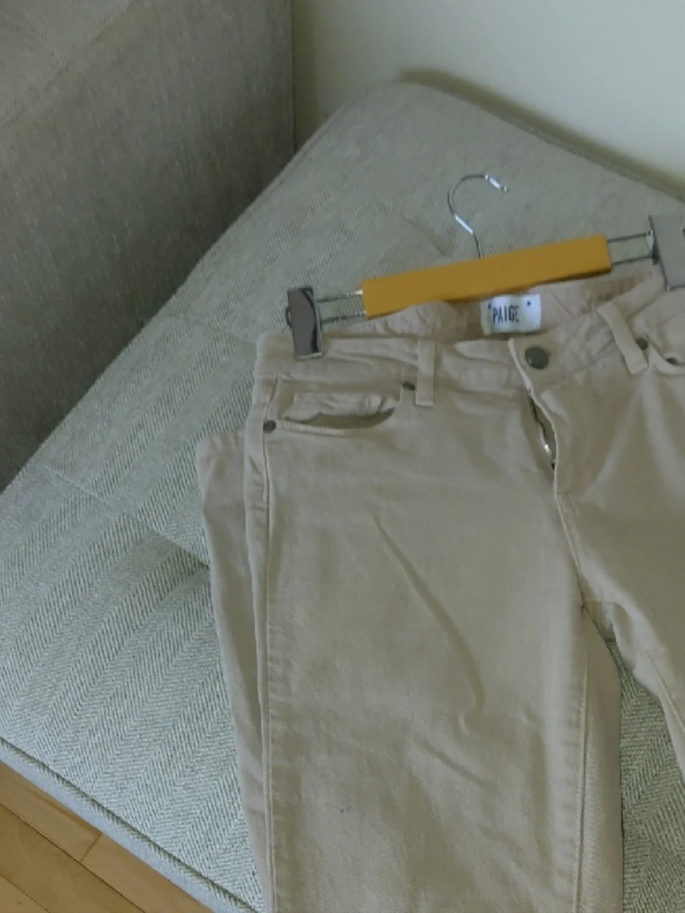 🔴 PAIGE Women's Skinny Jeans in Light Beige - Picture 7 of 8